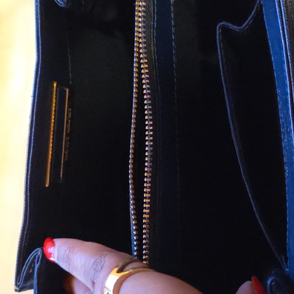 Valentino Garavani elegant Navy Blue Hand Bag - Picture 6 of 8